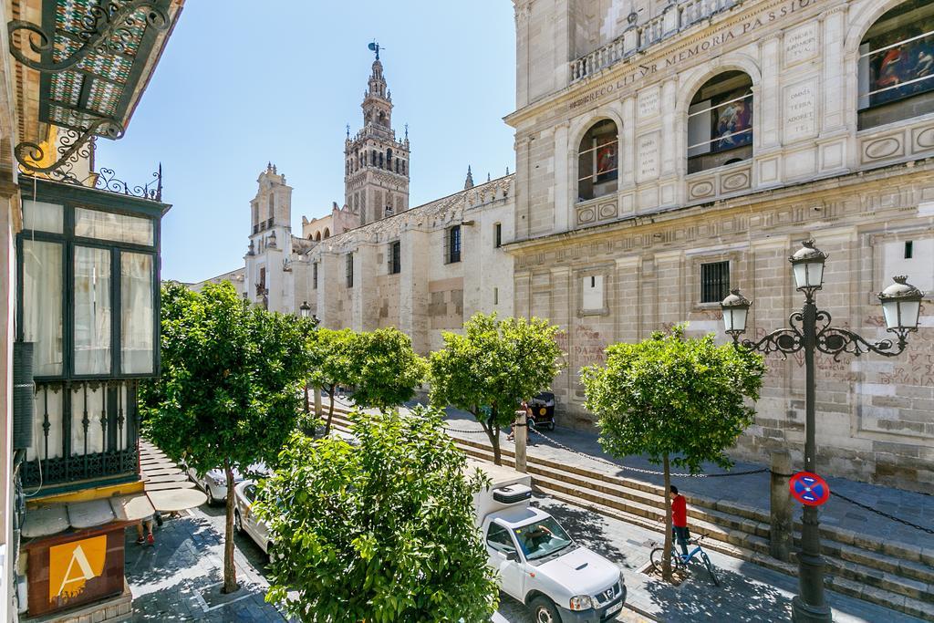 Apartamento Living By Cathedral Sevilla Dış mekan fotoğraf