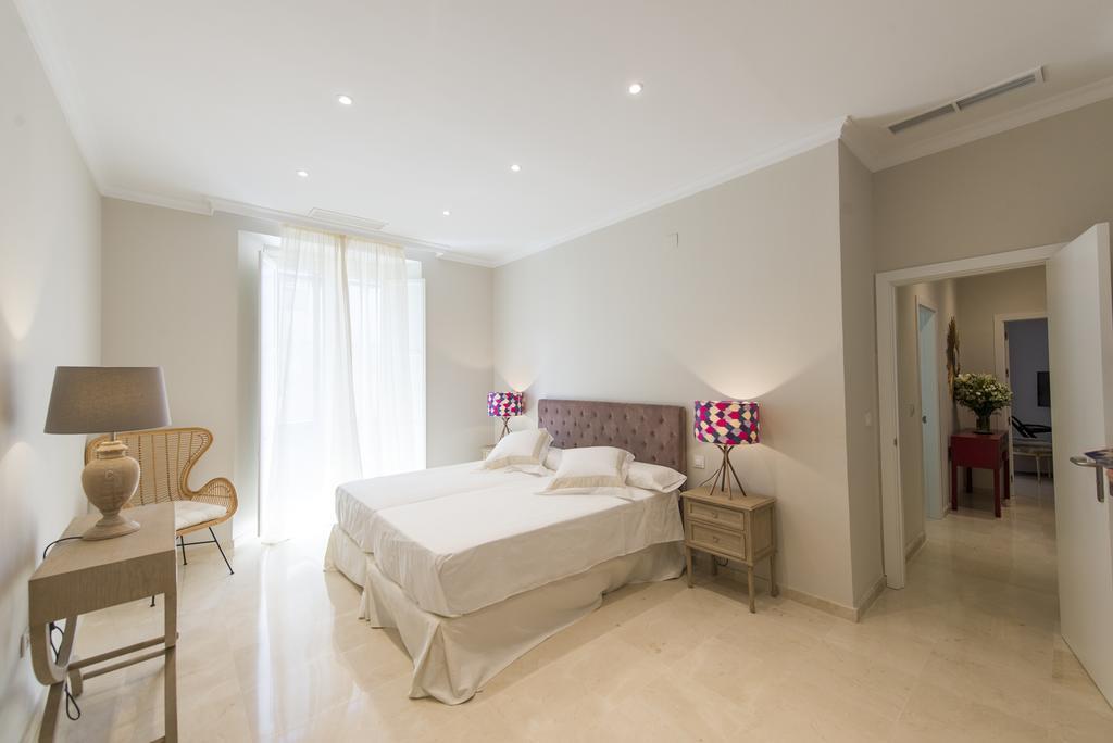 Apartamento Living By Cathedral Sevilla Dış mekan fotoğraf
