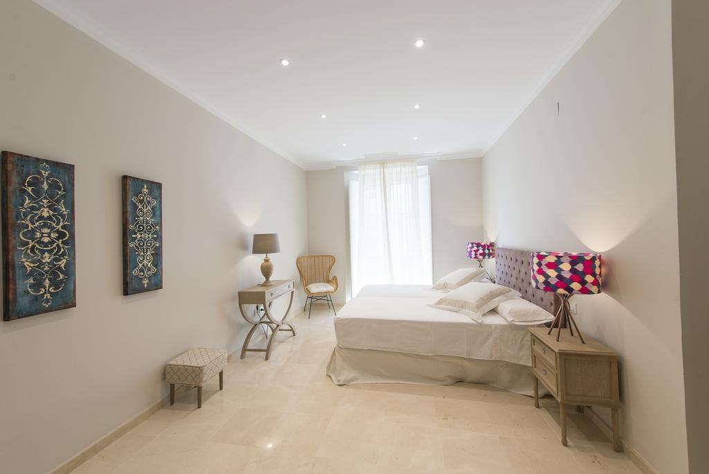 Apartamento Living By Cathedral Sevilla Dış mekan fotoğraf