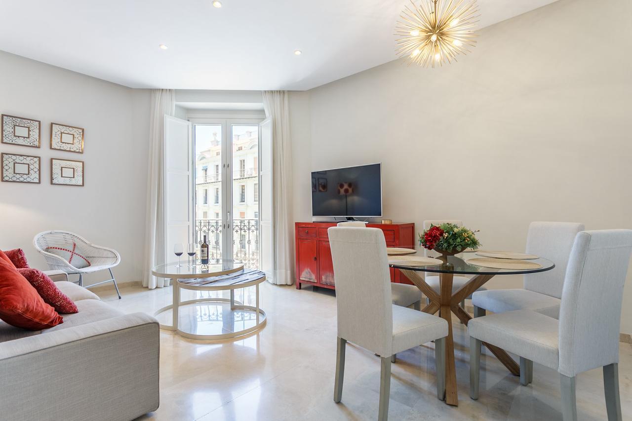 Apartamento Living By Cathedral Sevilla Dış mekan fotoğraf